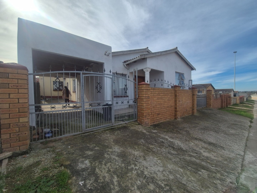 3 Bedroom Property for Sale in Kwadwesi Eastern Cape
